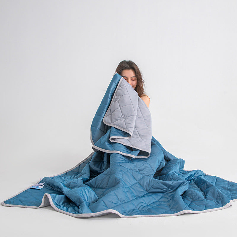Grade A Cooling Blanket: Soft, breathable, king/queen size, summer lightweight comforter