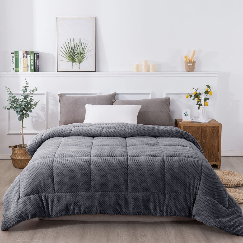 Kasentex Reversible All-Season Plush Comforter Set Twin/Queen/King - Warm Plush Bedding