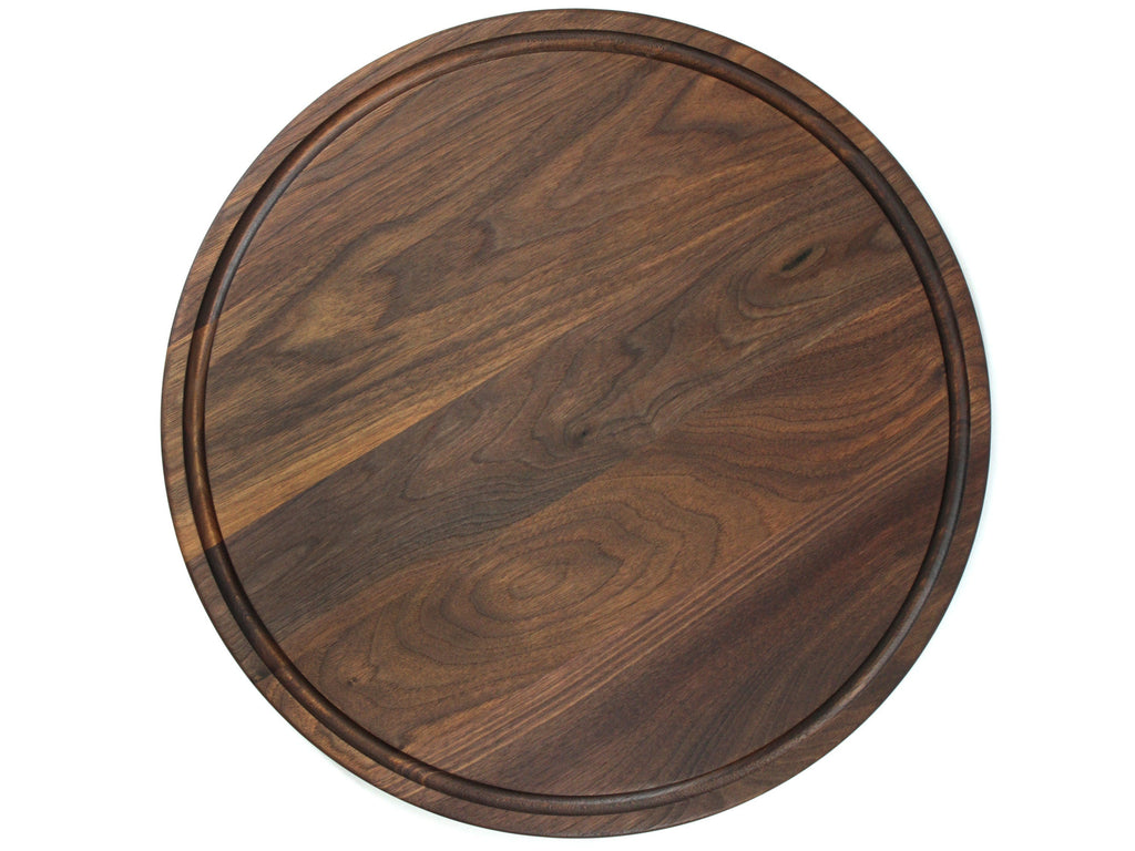 18" Walnut Personalized Round Board with Juice Groove