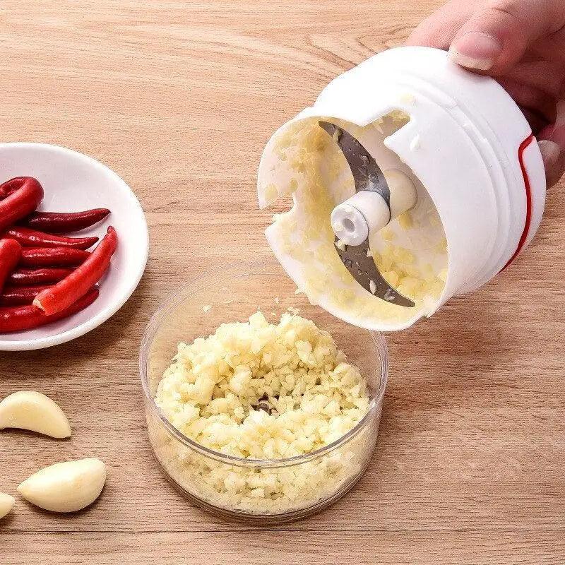 White Mini Multifunctional Kitchen Accessories Vegetable Press Manual